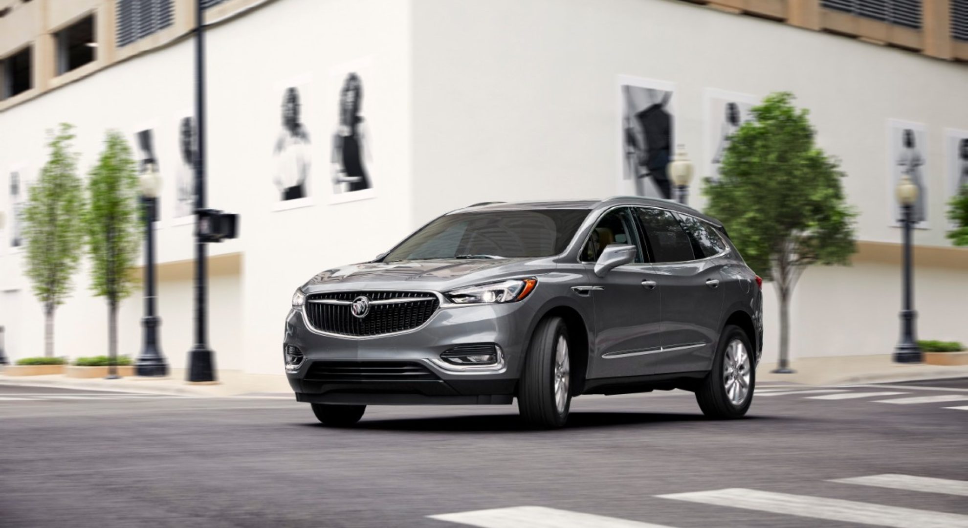 2021_BUICK_ENCLAVE_FRONTVIEW