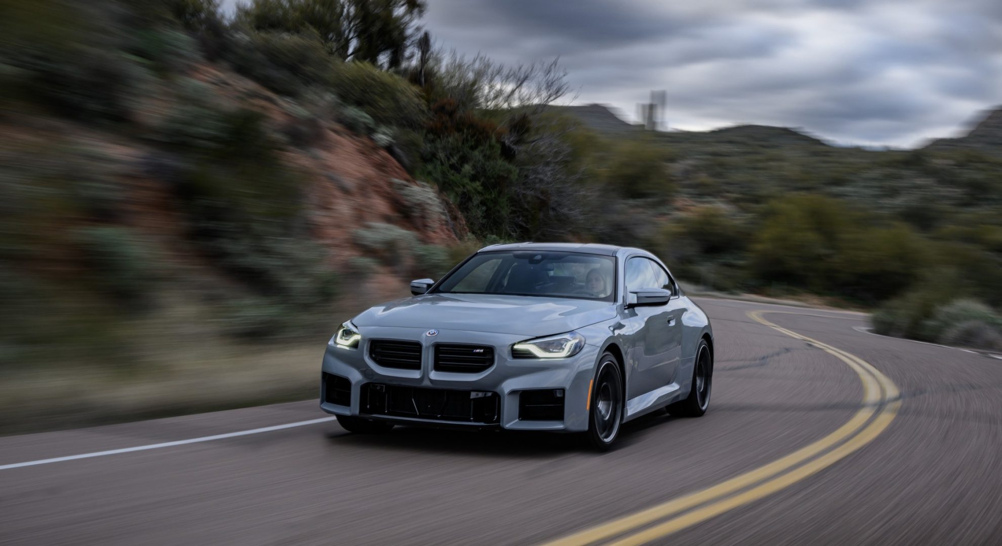 2023_BMW_M2_EXT_IMG